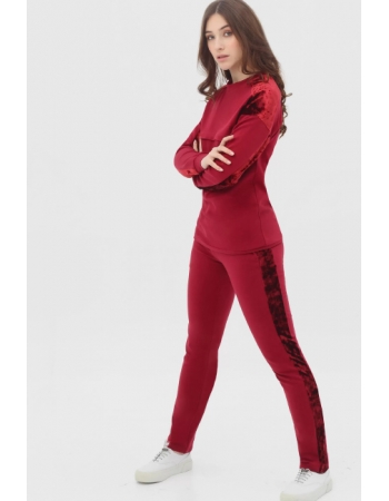 Костюм для кормящих и беременных с отделкой из велюра, цвет марсала