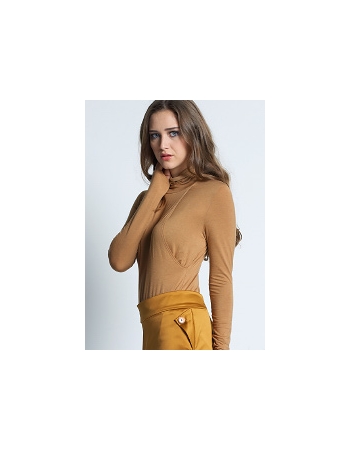Топ для кормления Mothers en Vogue "Turtleneck", цвет верблюжий